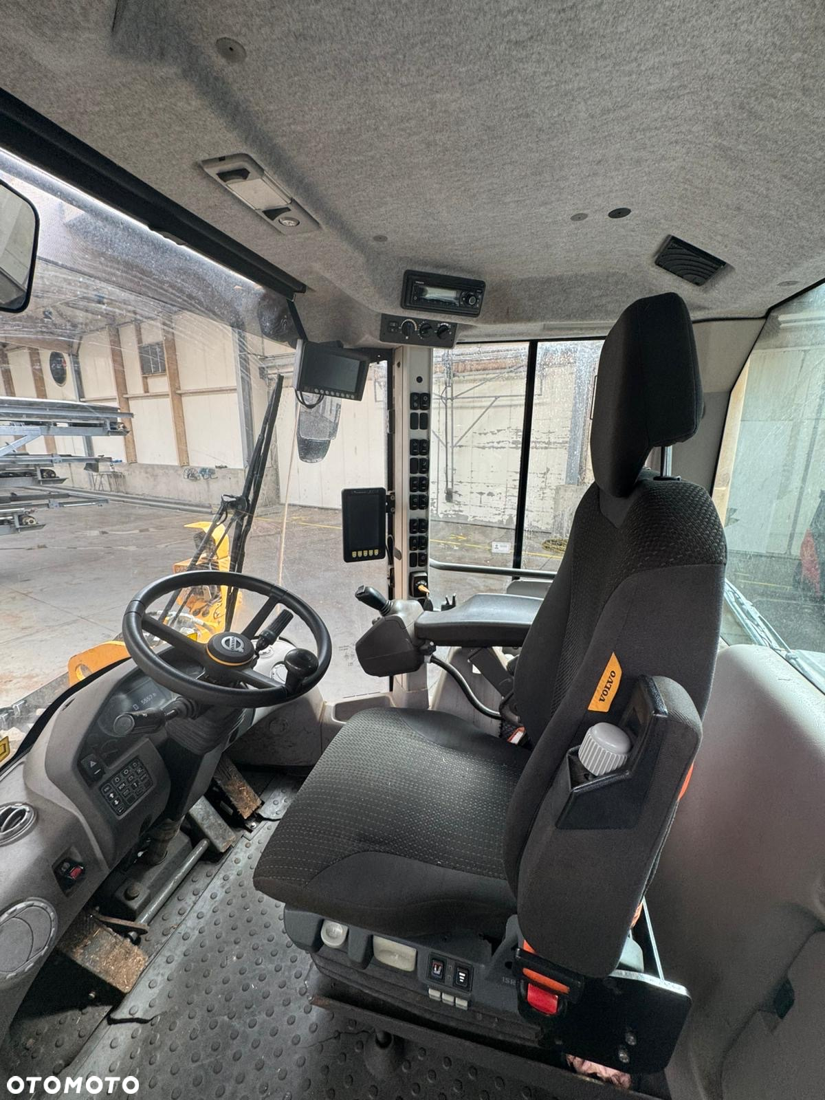 Volvo L90H - 4