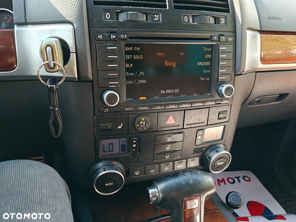 Volkswagen Touareg 4.2 V8 Automatik Exclusive Edition - 22