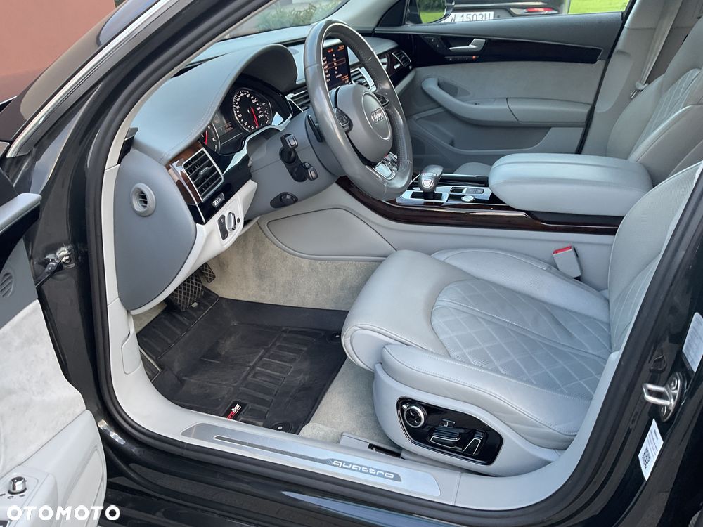 Audi A8 - 3