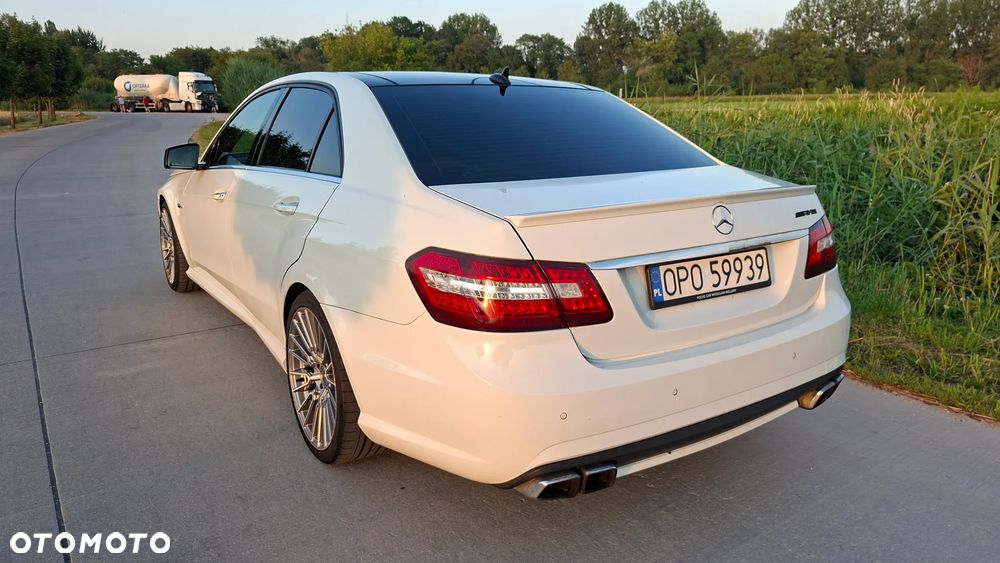 Mercedes-Benz Klasa E 63 AMG - 2