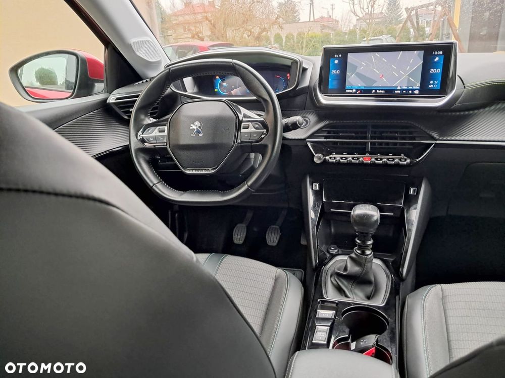 Peugeot 208 PureTech 100 Allure - 8