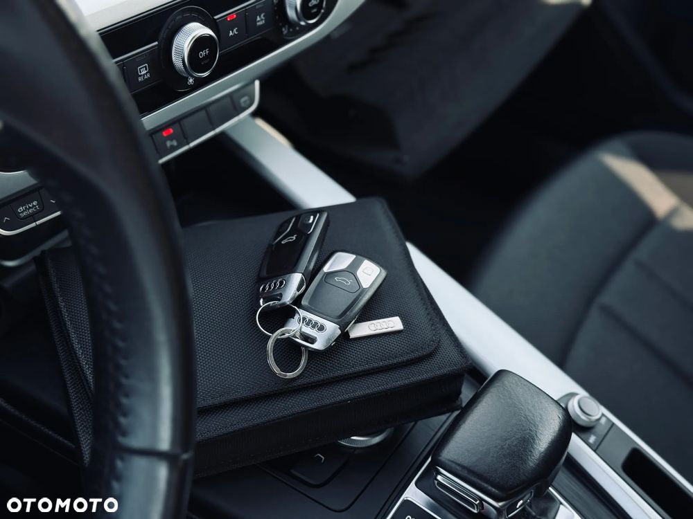 Audi A4 Limousine 2.0 TDI S tronic sport - 37