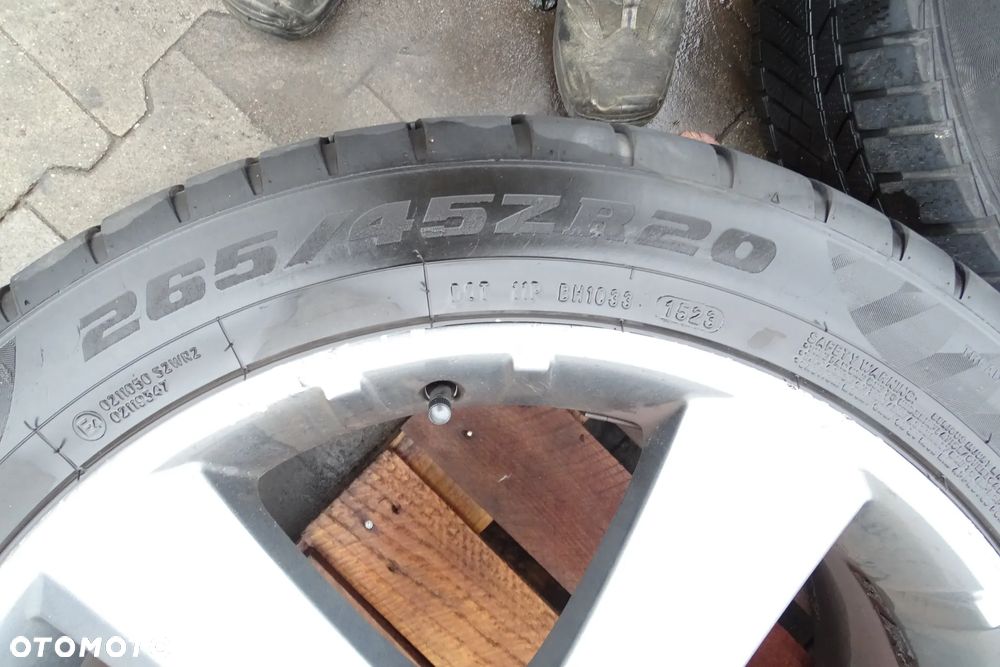 Mercedes ML GL W164 Felgi R20 8.5J ET56 1644011102 - 6