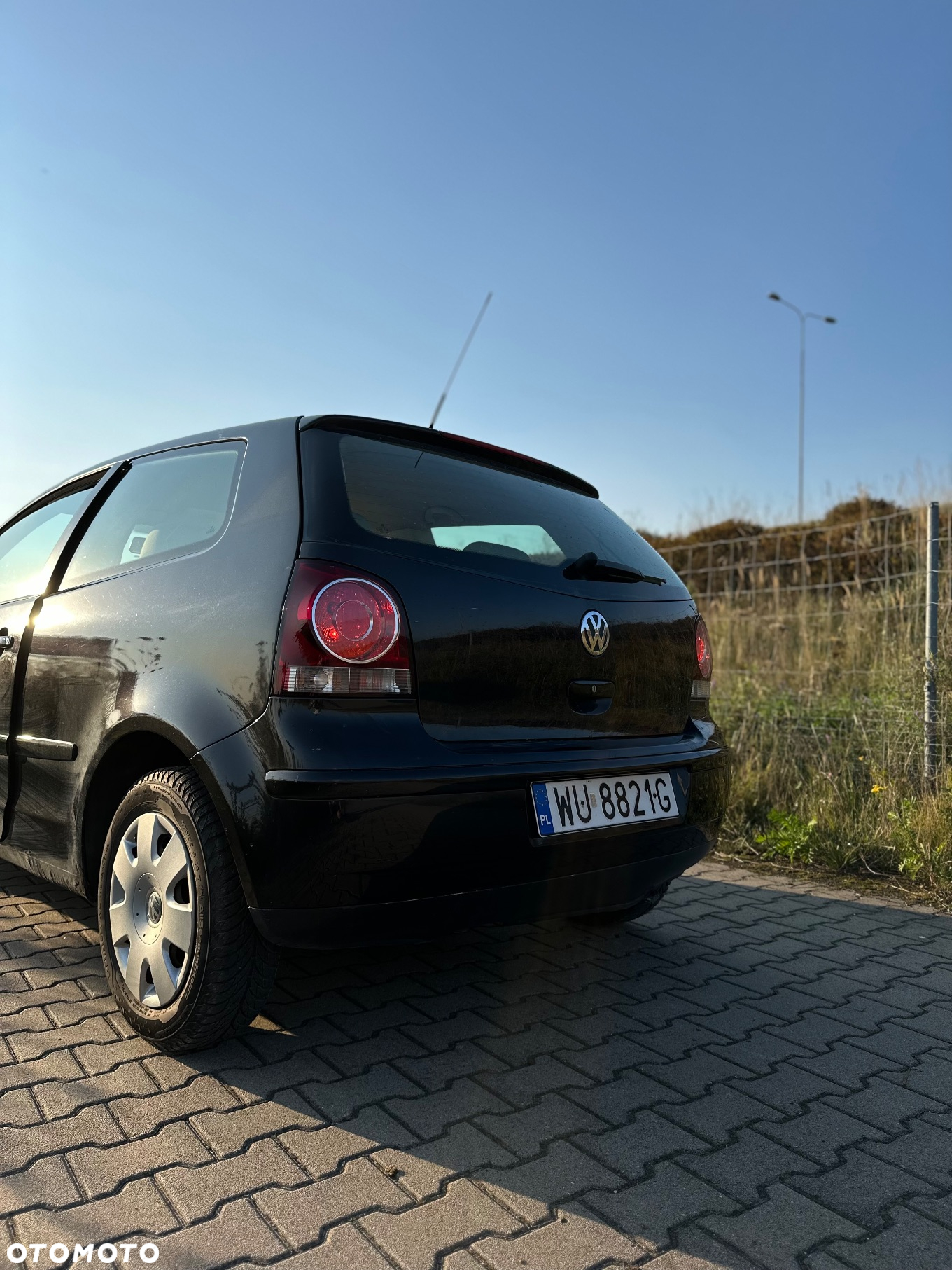 Volkswagen Polo 1.4 16V Comfortline - 3
