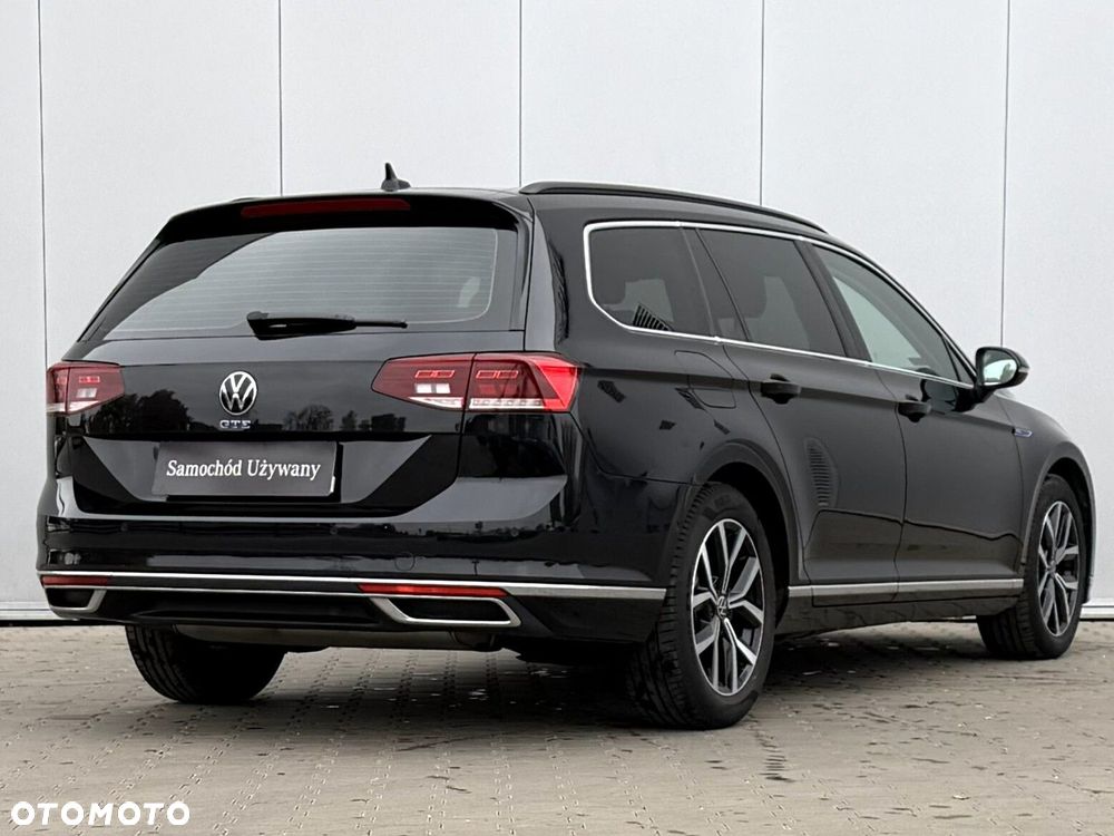 Volkswagen Passat - 6