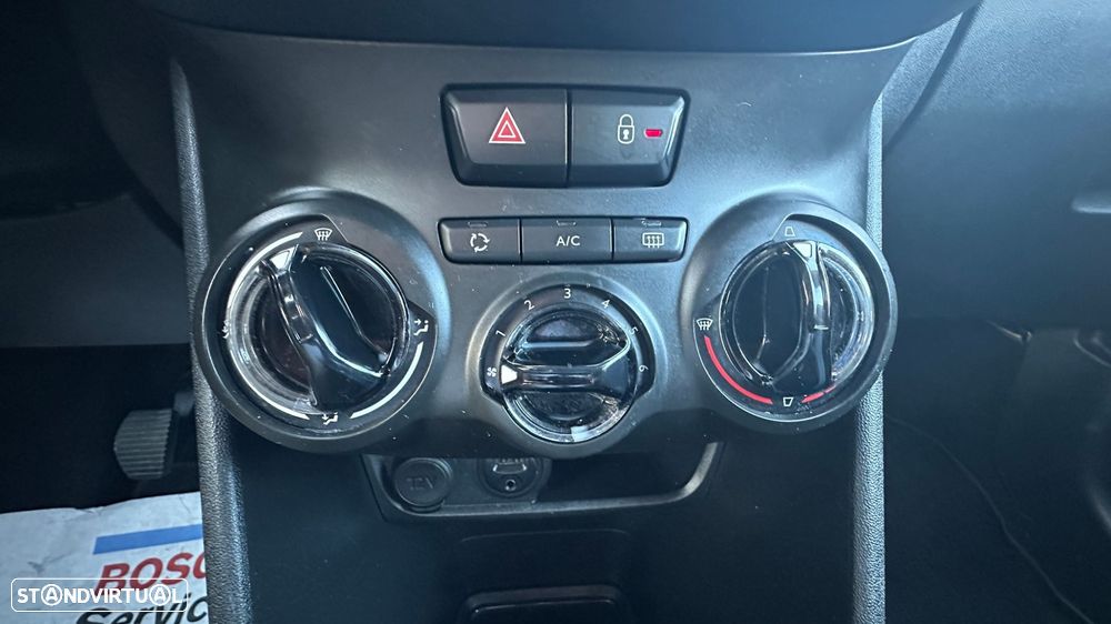 Peugeot 208 1.2 PureTech Style - 20