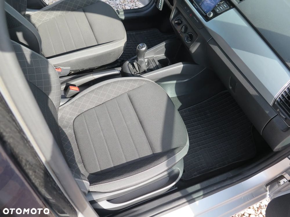 Skoda Fabia 1.0 Ambition - 25