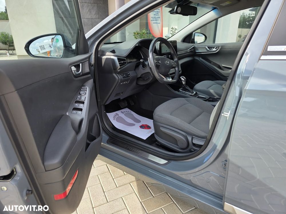 Hyundai IONIQ Plug-in-Hybrid 1.6 GDI Style - 12