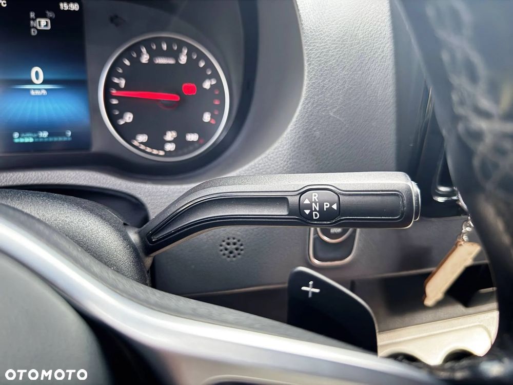 Mercedes-Benz Sprinter - 15