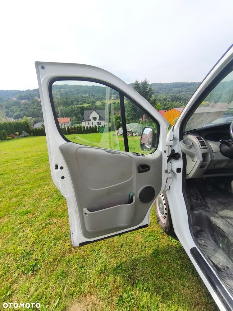 Opel Vivaro - 5