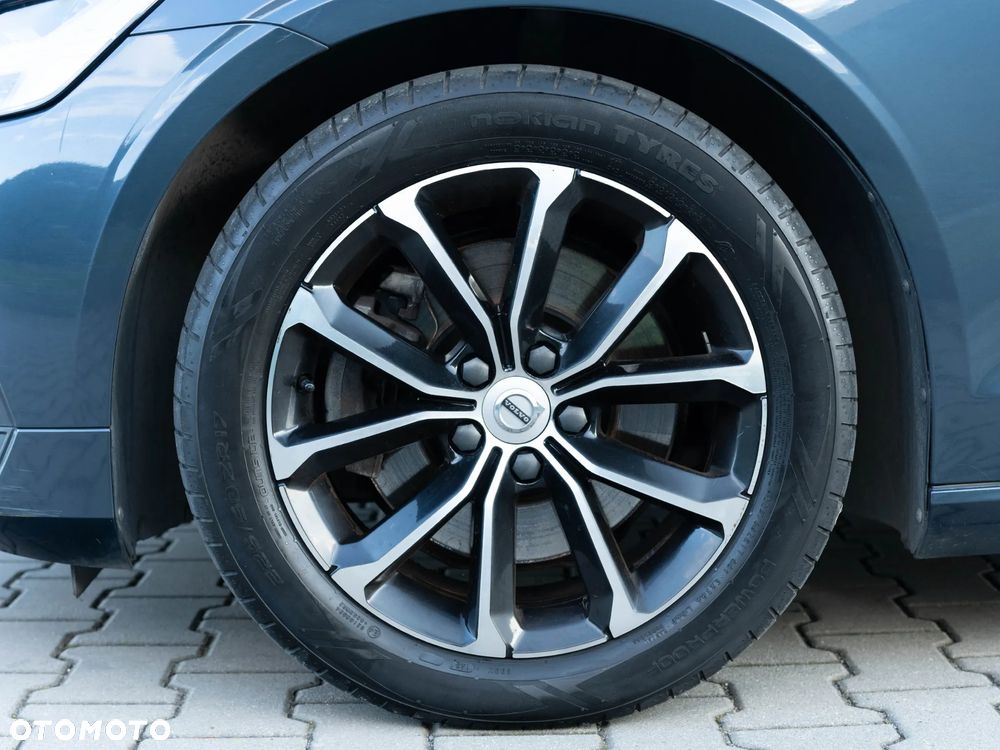 Volvo V60 D4 Momentum Pro - 13