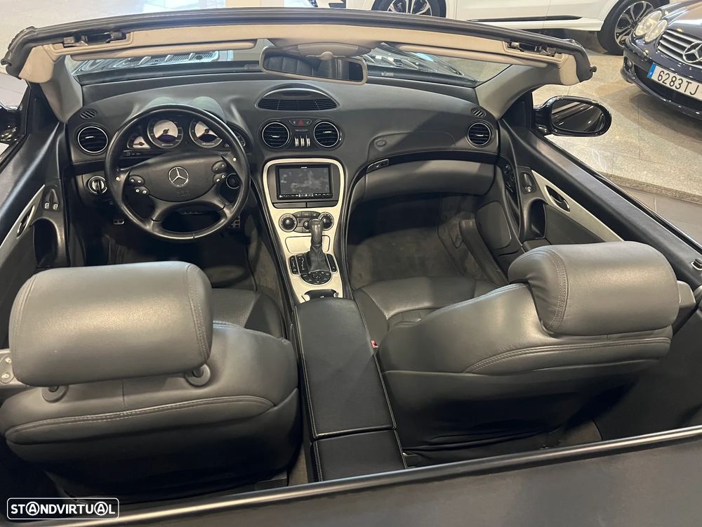Mercedes-Benz SL 55 AMG Auto - 25