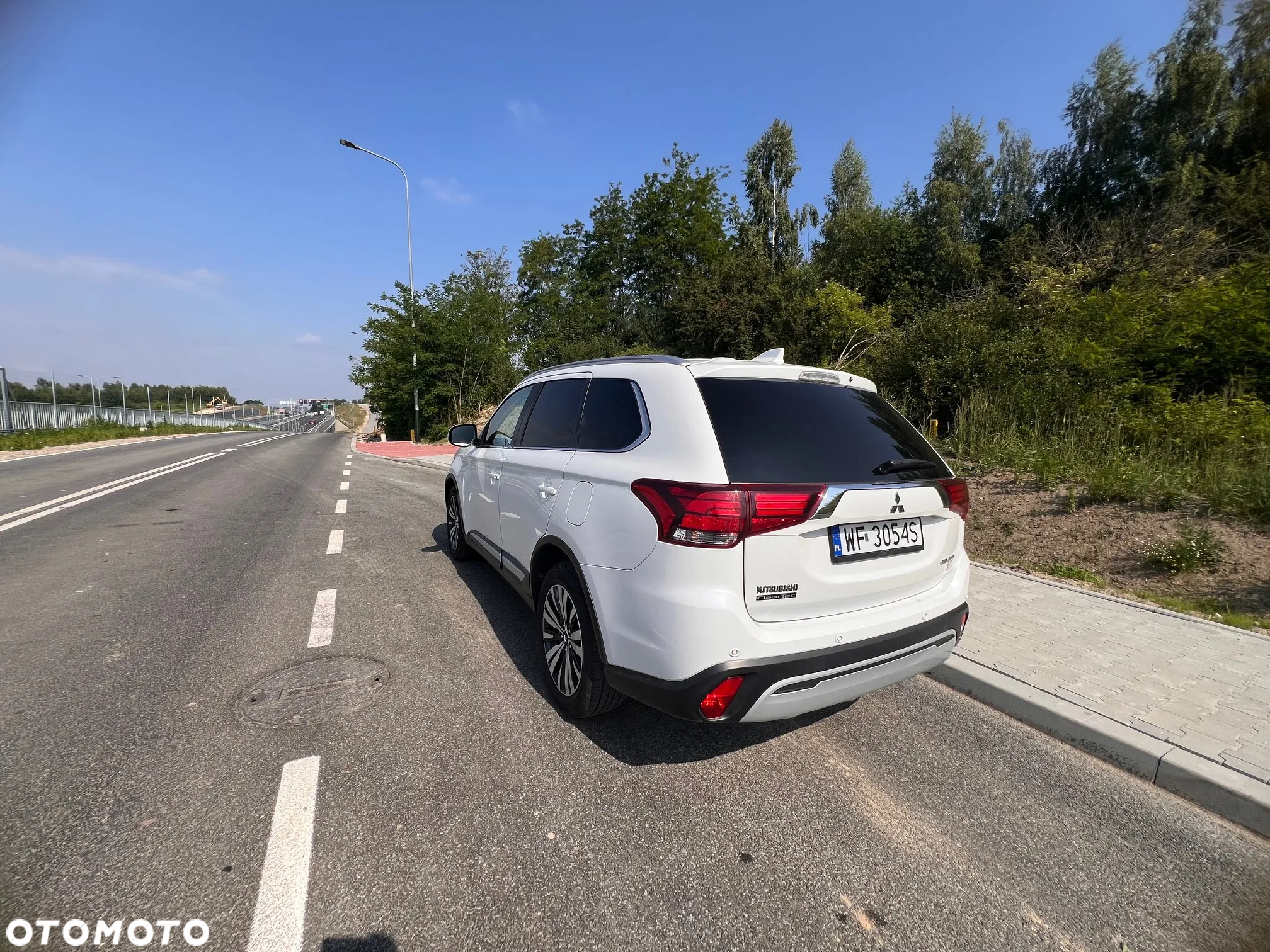 Mitsubishi Outlander 2.0 Intense Comfort 4WD CVT - 6