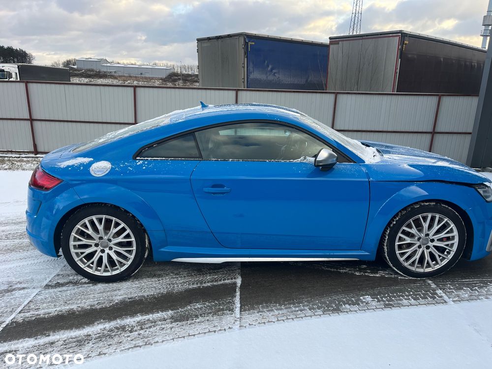 Audi TT S Coupé - 8