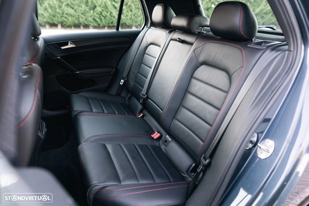 VW Golf 2.0 TSi GTi - 8