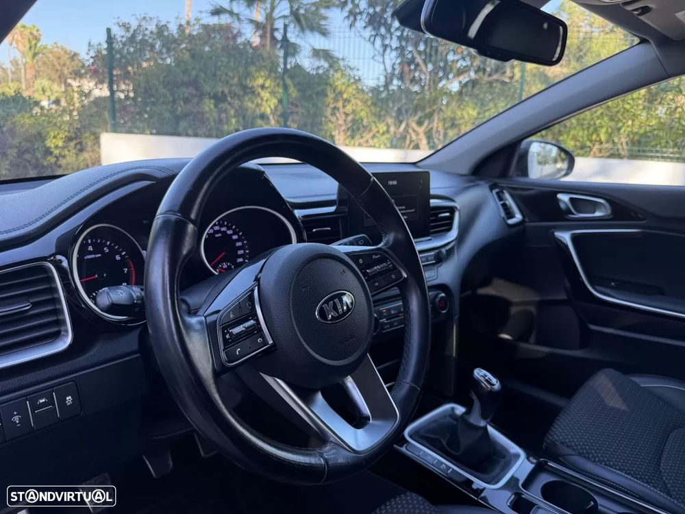 Kia Ceed SW 1.0 T-GDI Sport - 14