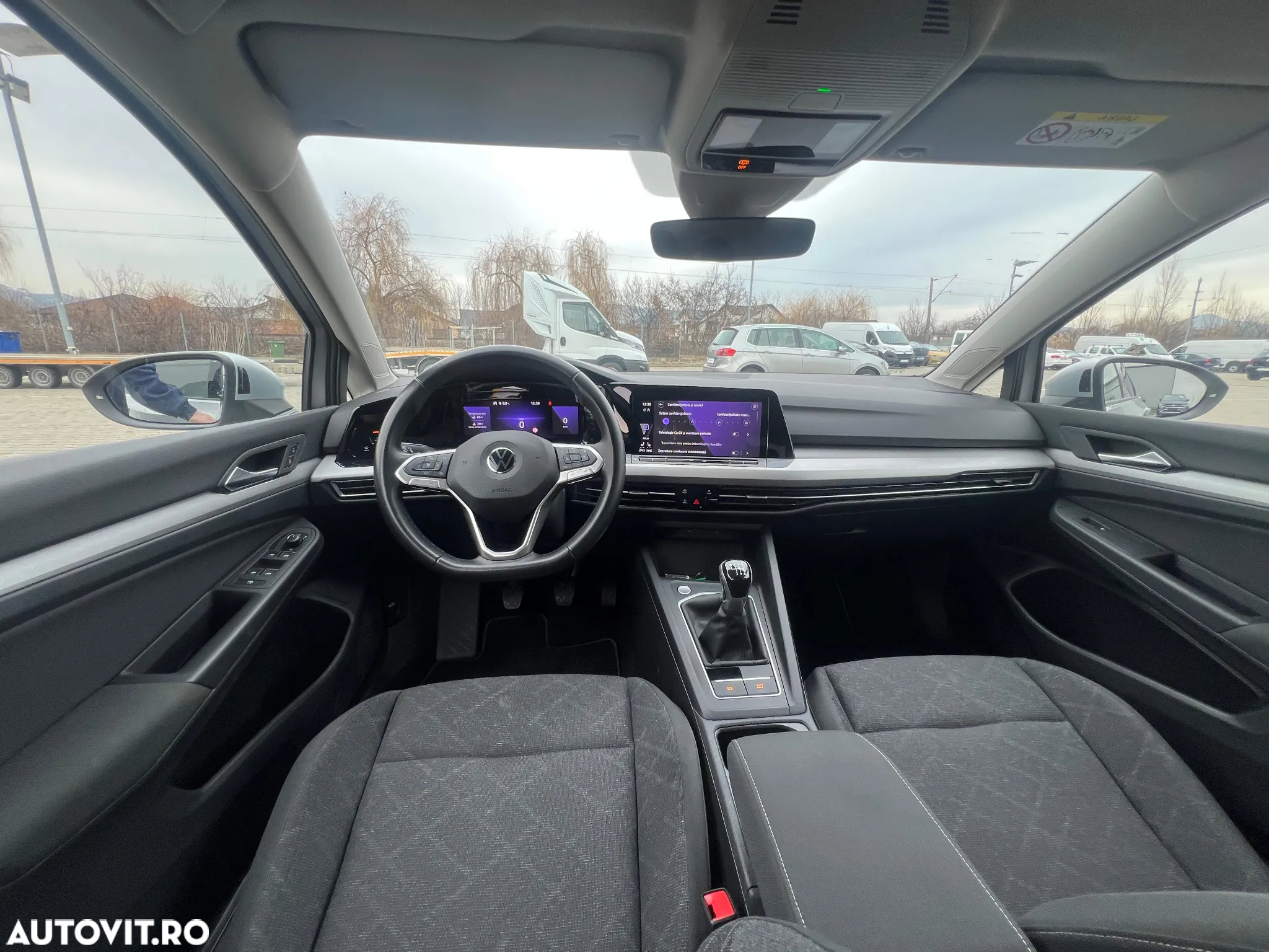 Volkswagen Golf - 16