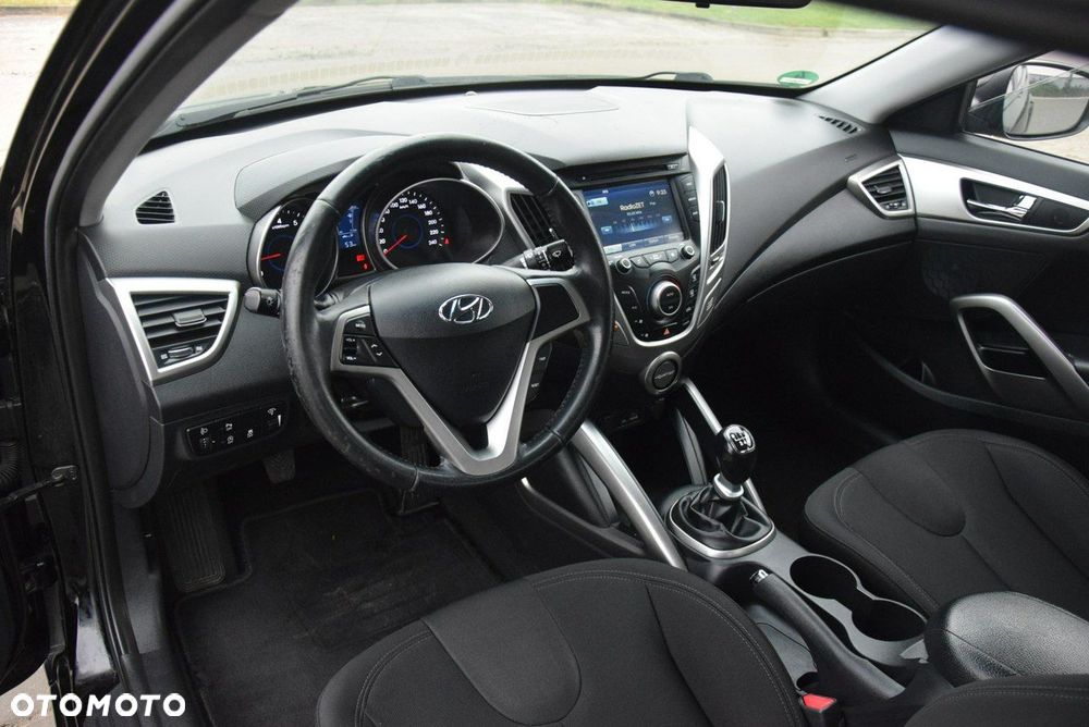 Hyundai Veloster 1.6 blue Style - 25