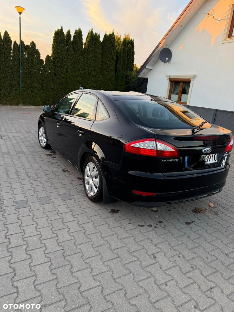 Ford Mondeo 1.8 TDCi Titanium - 4