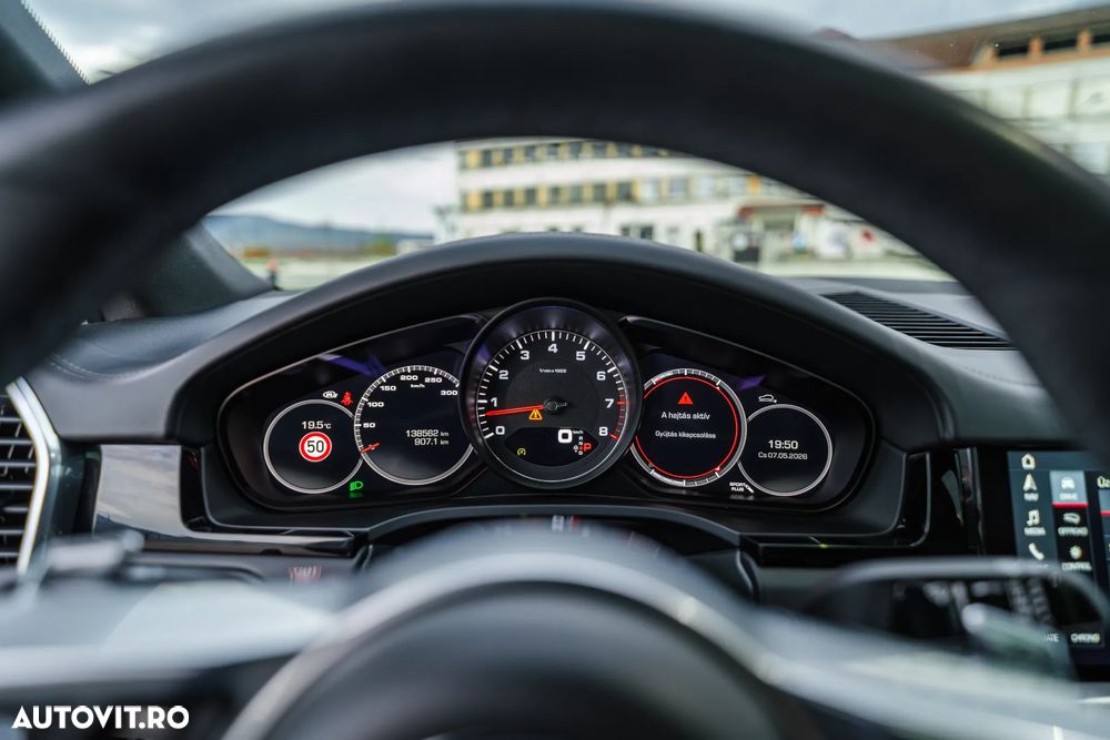 Porsche Cayenne Coupe S - 14