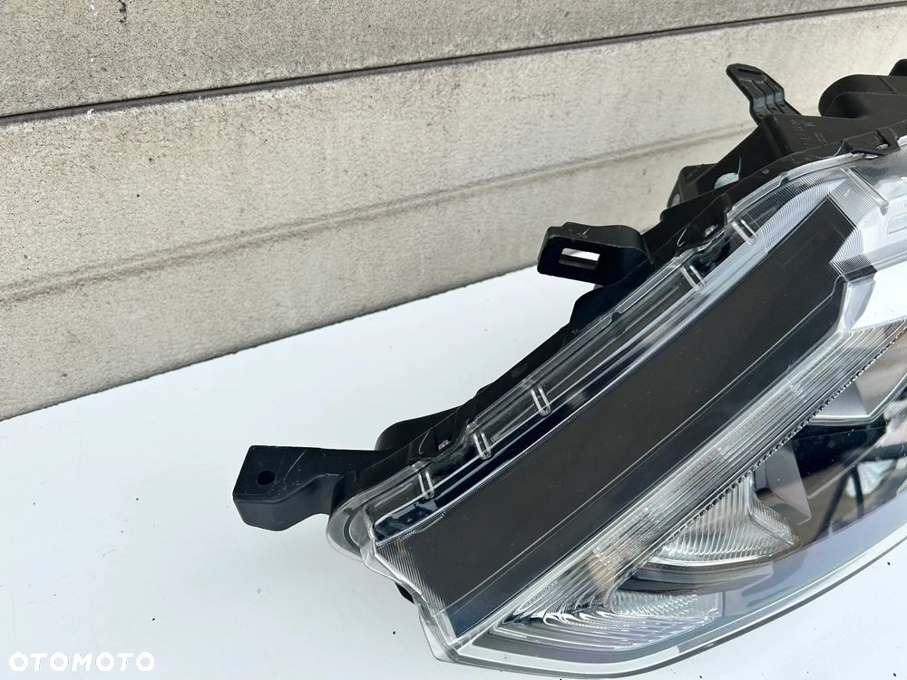 NISSAN QASHQAI II 2 J11 LAMPA REFLEKTOR LED PRZÓD PRZEDNIA LEWA KOITO 100-18013 - 2