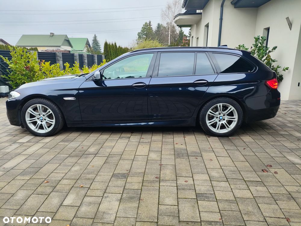 BMW Seria 5 525d xDrive - 7