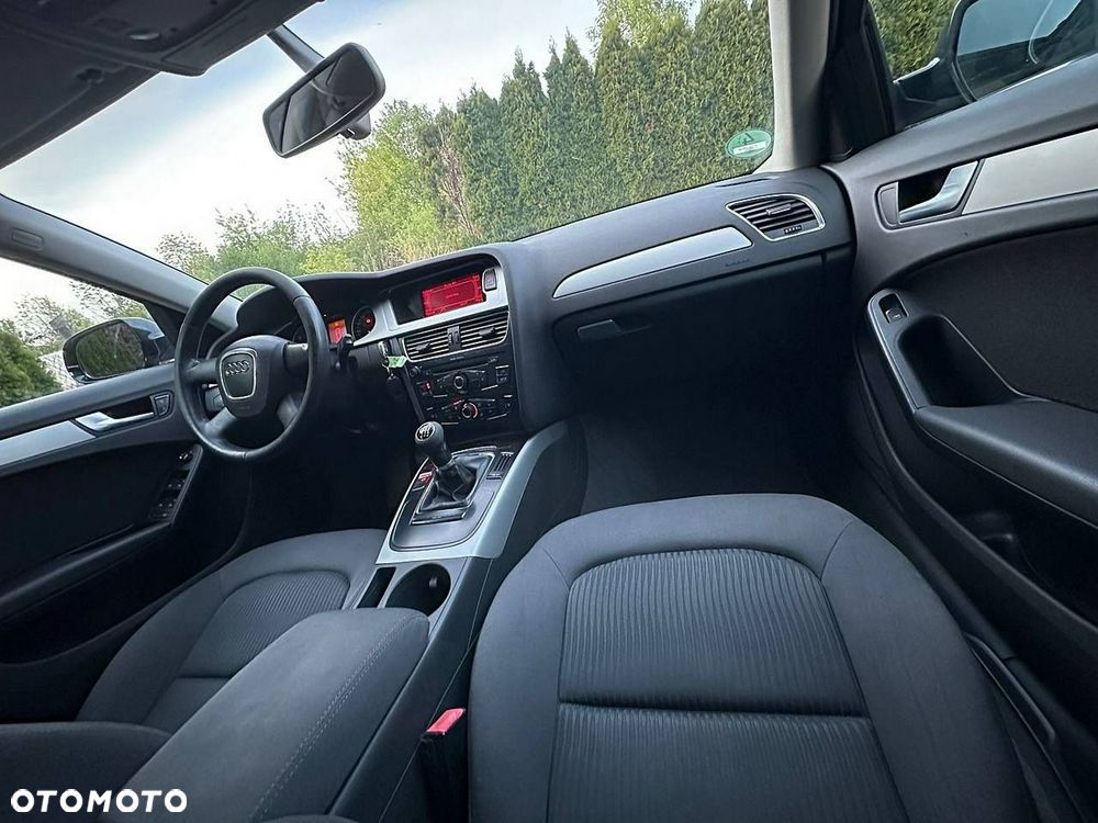 Audi A4 Avant - 9