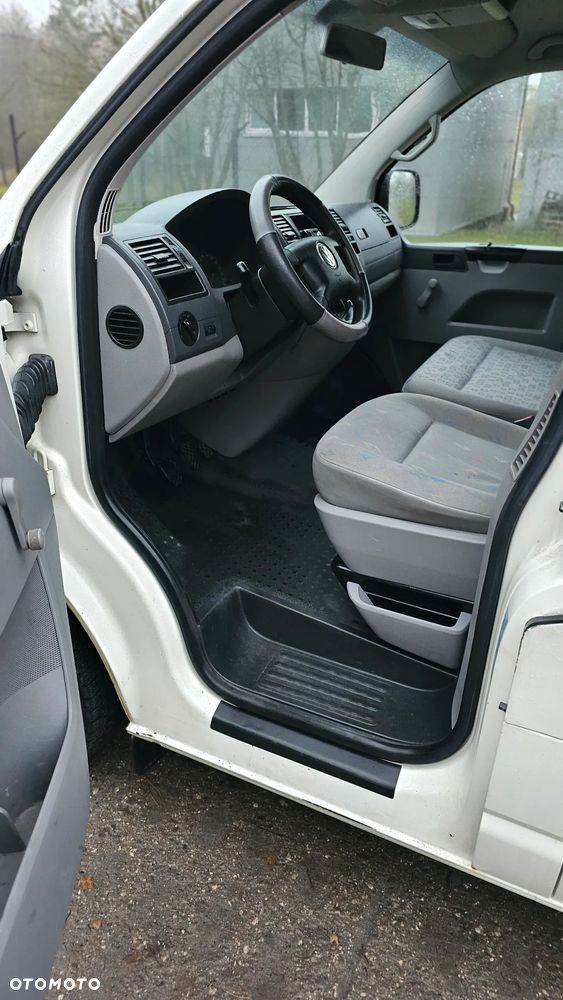 Volkswagen Transporter - 7