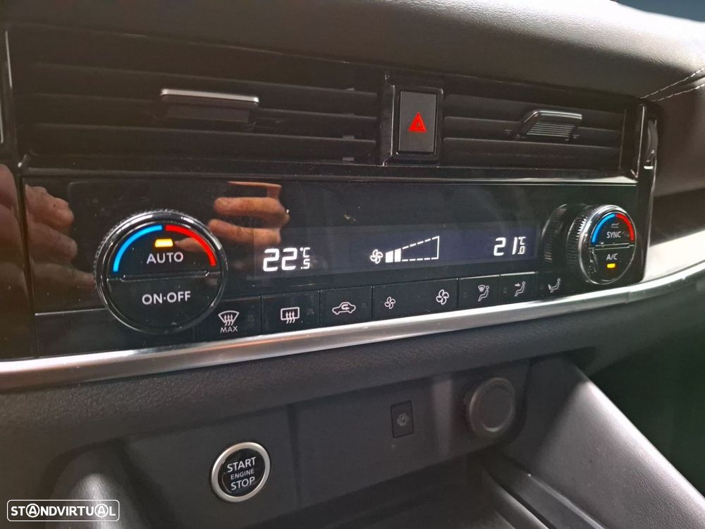 Nissan Qashqai 1.3 DIG-T N-Connecta LED - 21