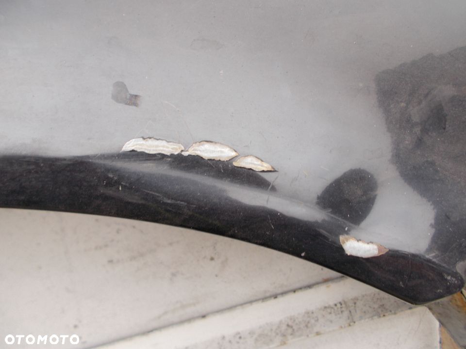 AUDI 80 B4 BŁOTNIK PRAWY - 2