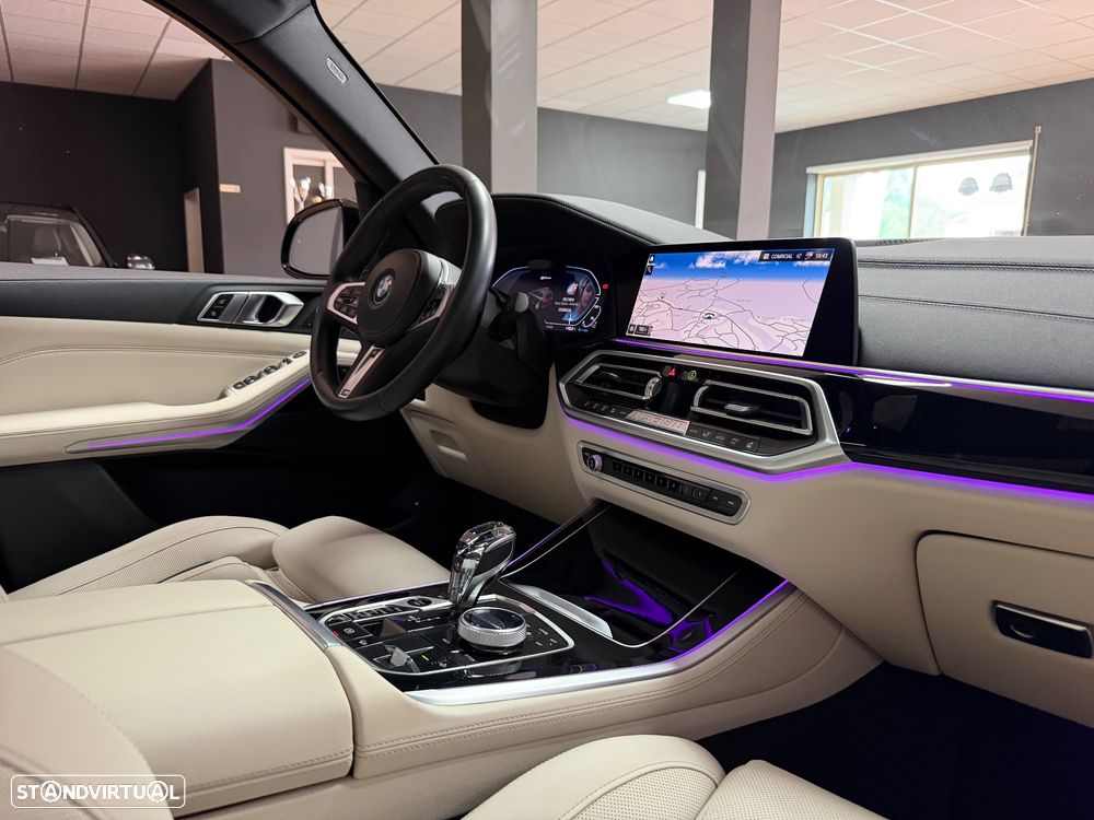 BMW X5 45 e xDrive Pack M - 16