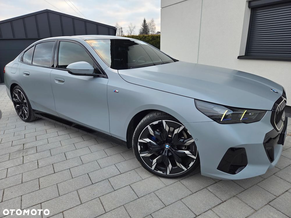 BMW Seria 5 520d xDrive mHEV M Sport - 17