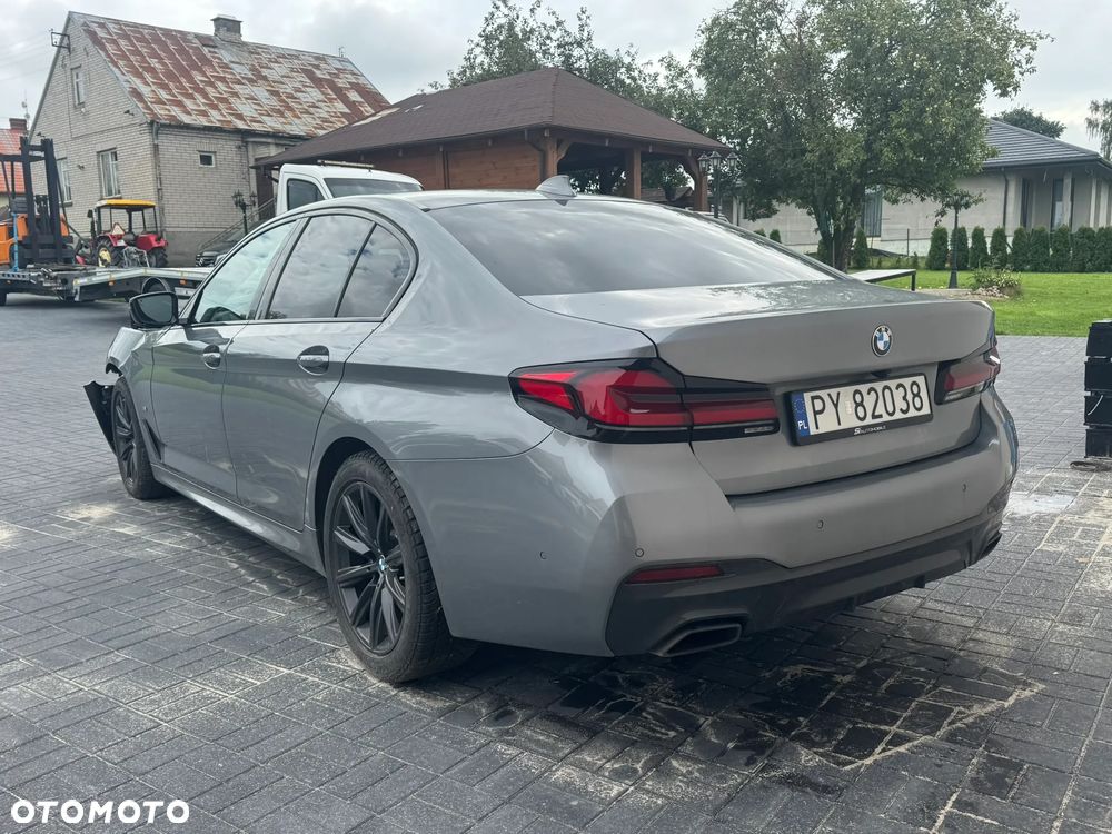 BMW Seria 5 530d xDrive mHEV M Sport sport - 5