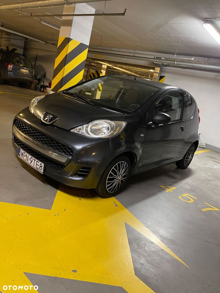 Peugeot 107 1.0 Active - 12