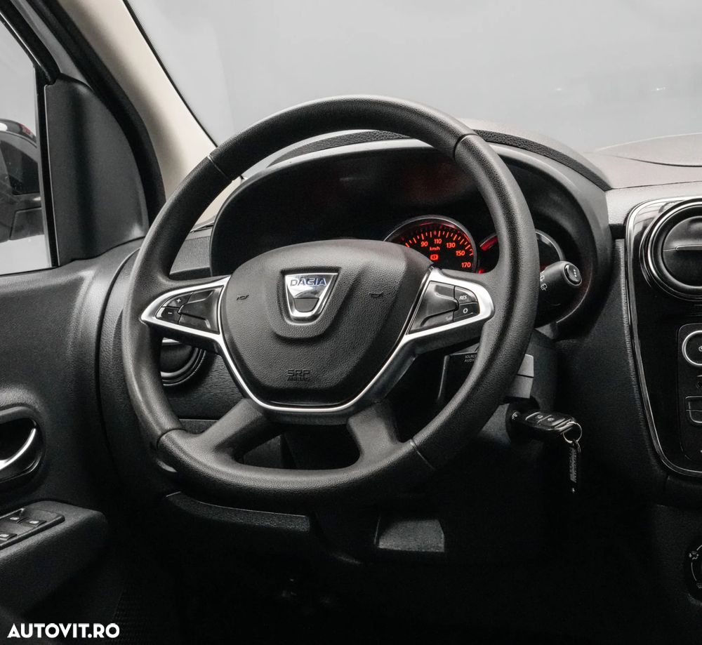 Dacia Lodgy 1.5 Blue dCi Laureate - 18