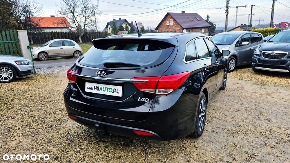 Hyundai i40 Kombi blue 1.6 Family+ - 16