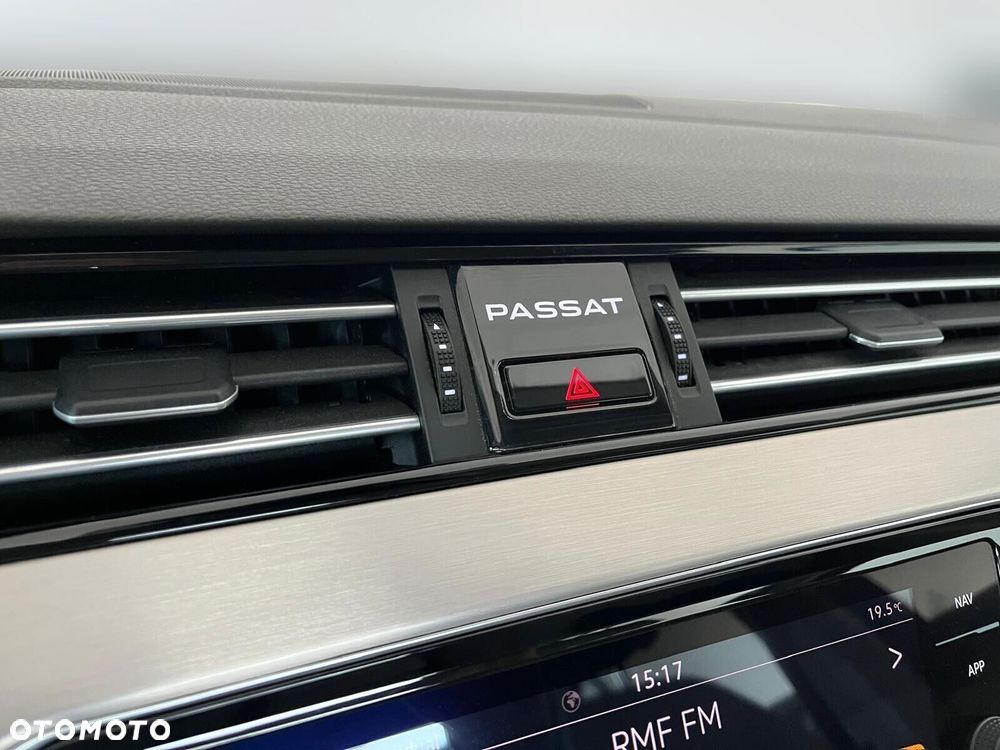 Volkswagen Passat 2.0 TDI Elegance DSG - 22