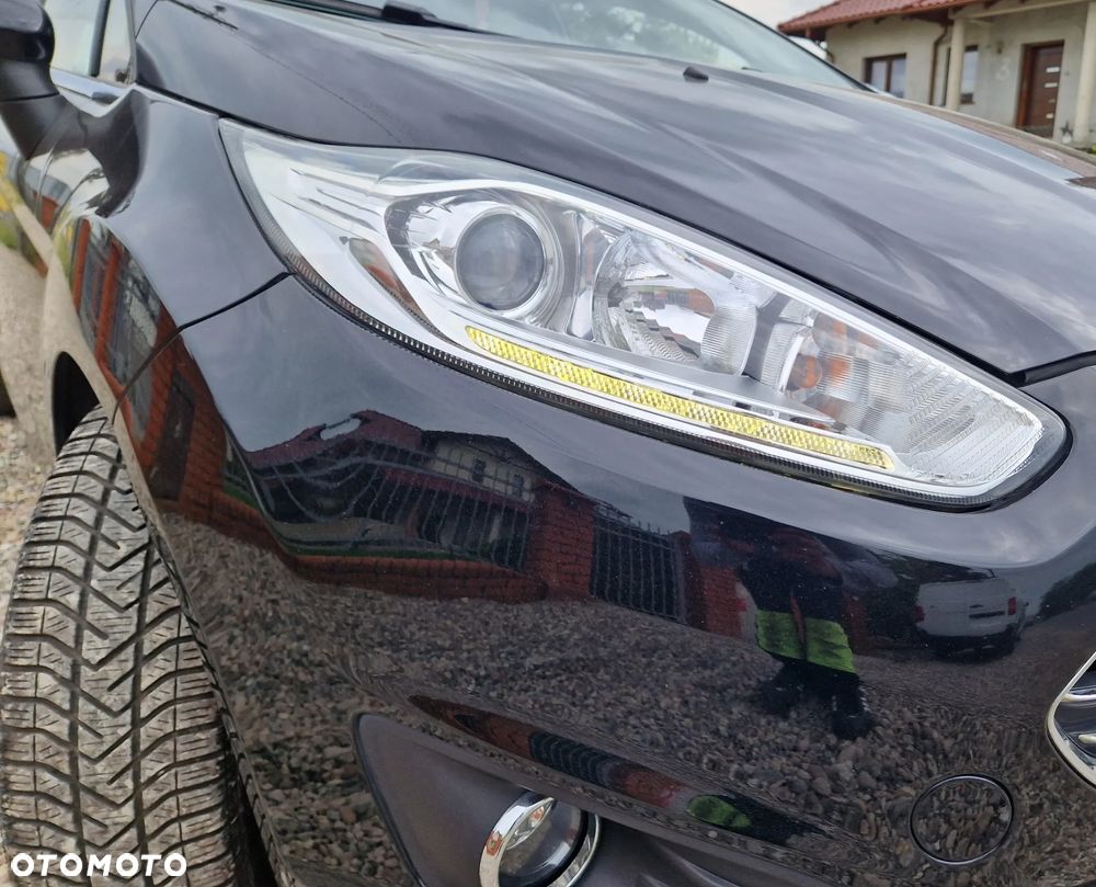 Ford Fiesta 1.6 TDCi DPF Titanium - 10