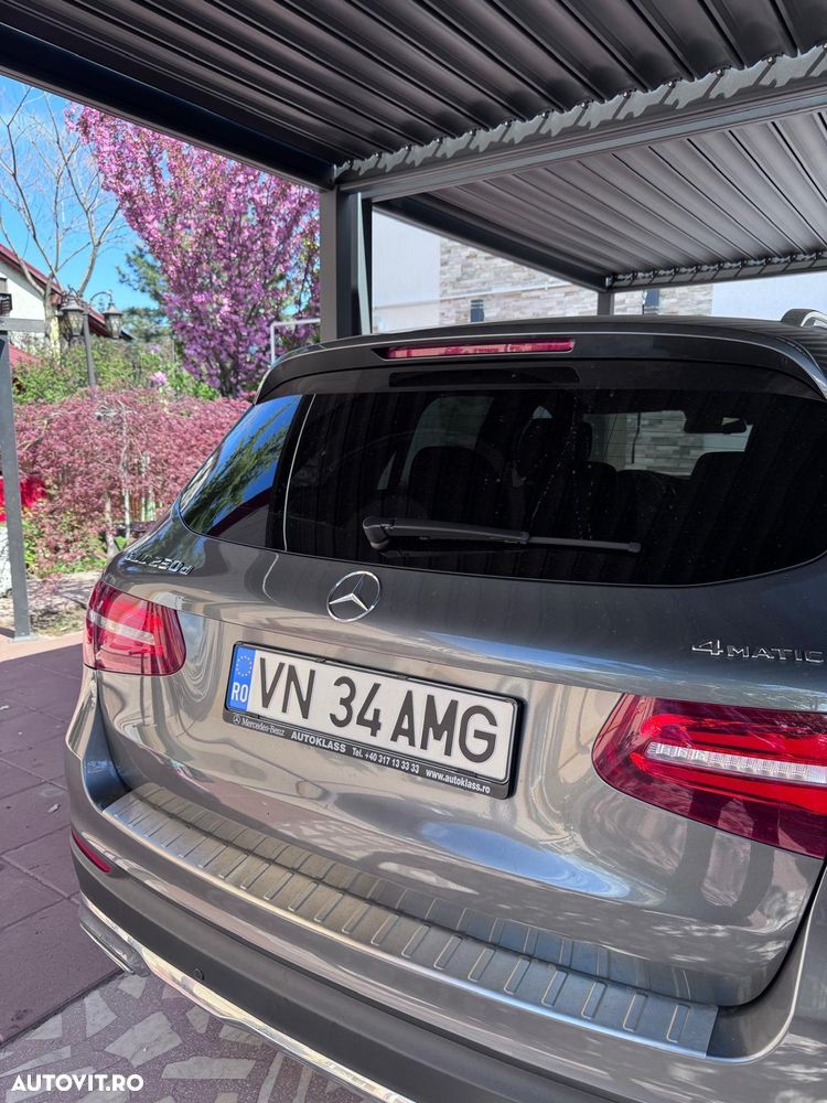 Mercedes-Benz GLC - 27