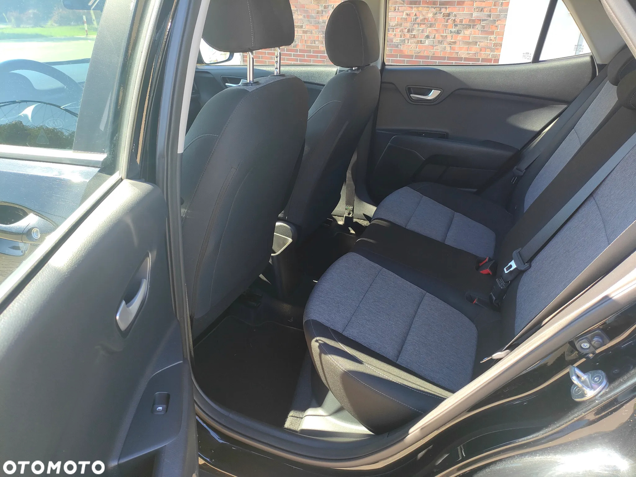 Kia Stonic 1.2 L - 12