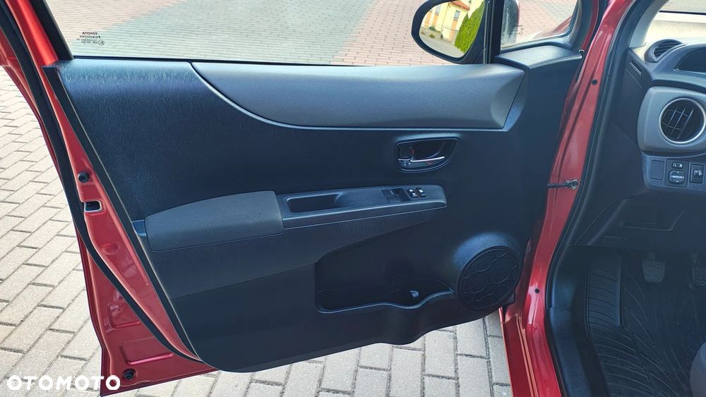 Toyota Yaris 1.33 Active - 30