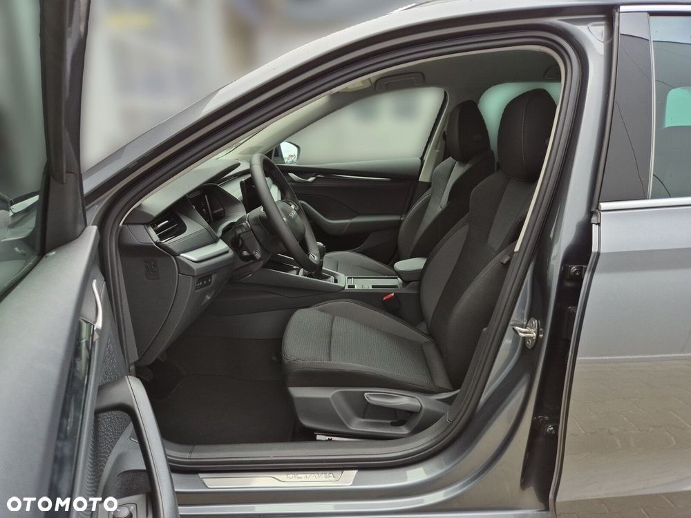 Skoda Octavia 1.5 TSI Drive Selection - 17