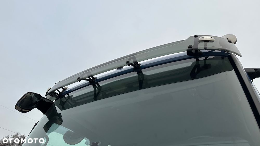 Mercedes-Benz Arocs - 10