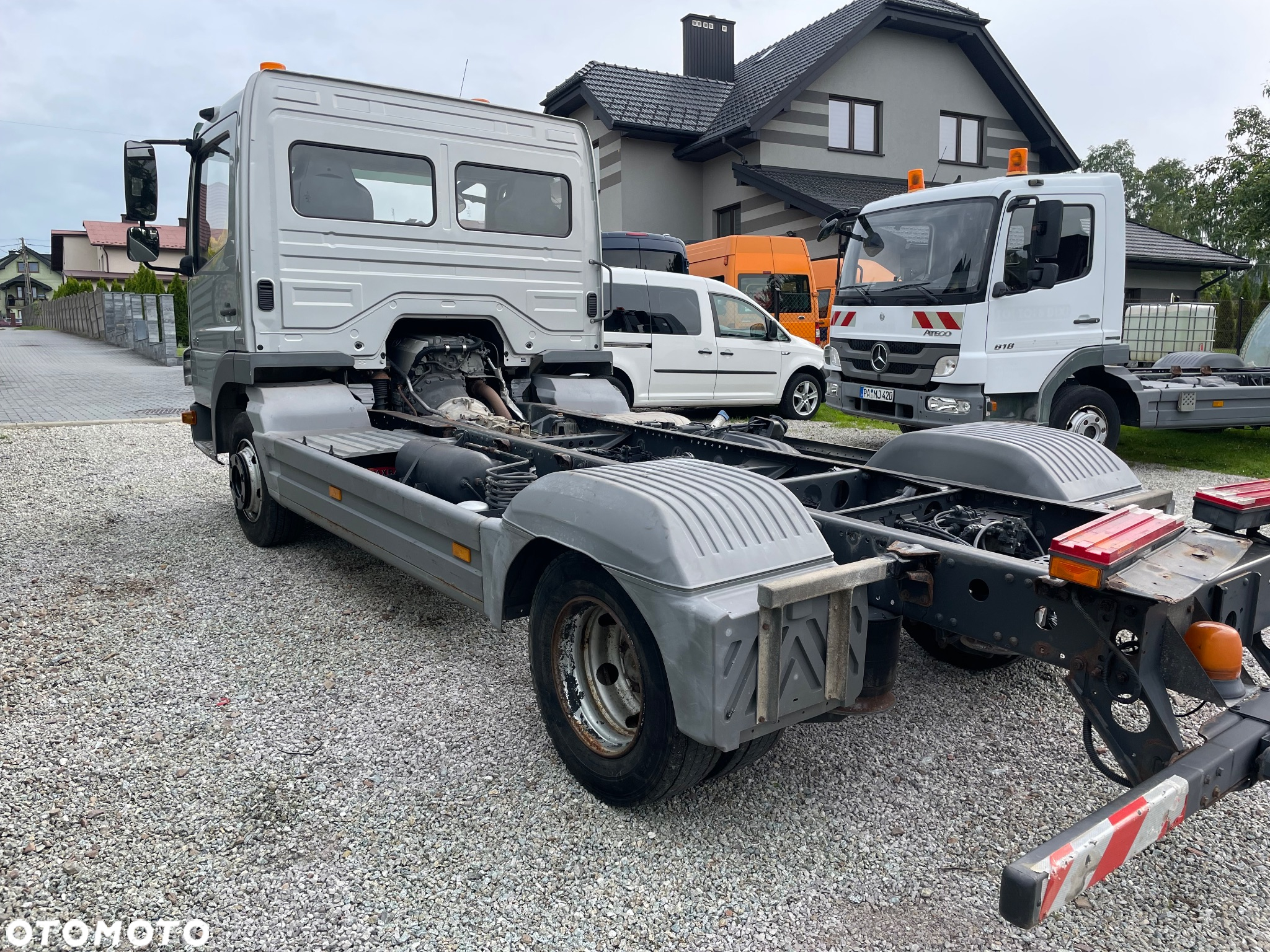 Mercedes-Benz ATEGO - 6