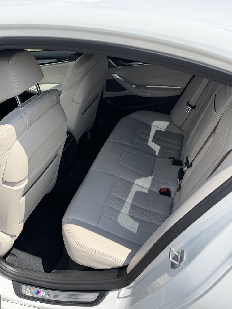 BMW Seria 5 530i GPF xDrive M Sport sport - 12