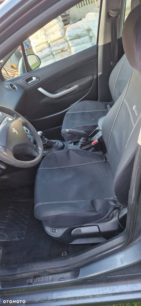 Peugeot 308 - 11