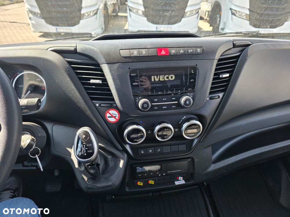 Iveco 70C18A8/P Hydrolaweta Specjalny Pomoc Drogowa Płyta Laweta Dmc 7200! Automat ! - 13