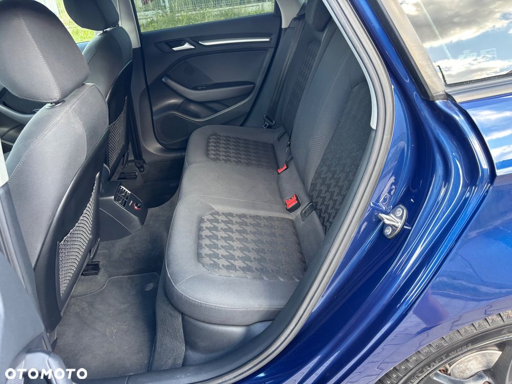 Audi A3 Sportback 2.0 TDI sport - 19