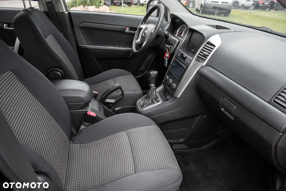 Chevrolet Captiva 2.4 2WD 7 Sitzer LS Family Edition - 21