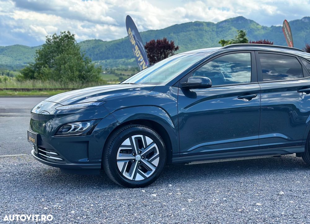 Hyundai KONA Premium - 14